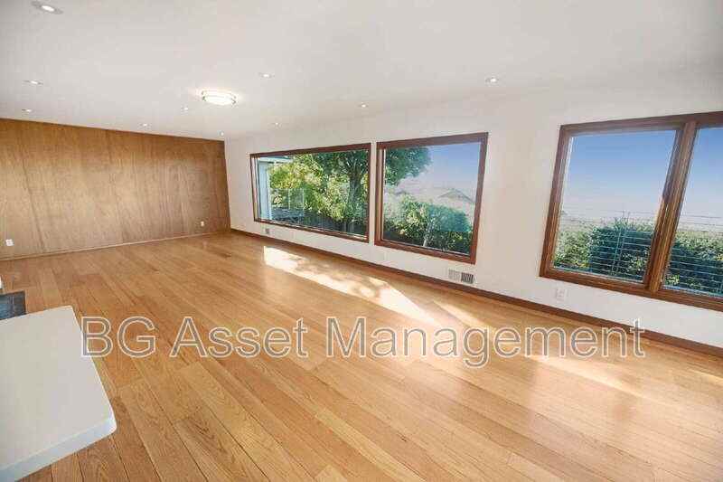 1411 Arlington Blvd - Photo 2 of 34