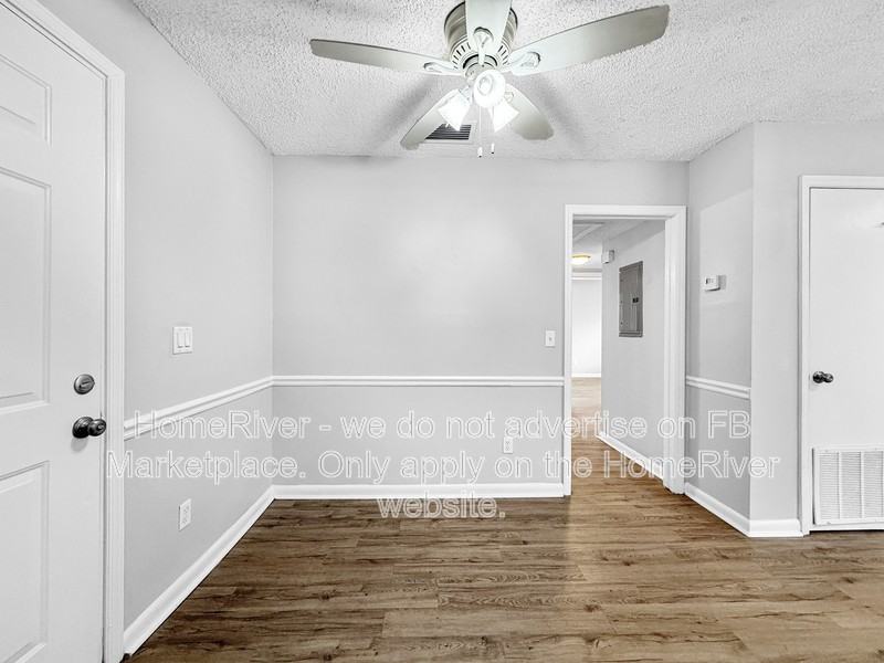 2035 Monteau Dr - Photo 4 of 22