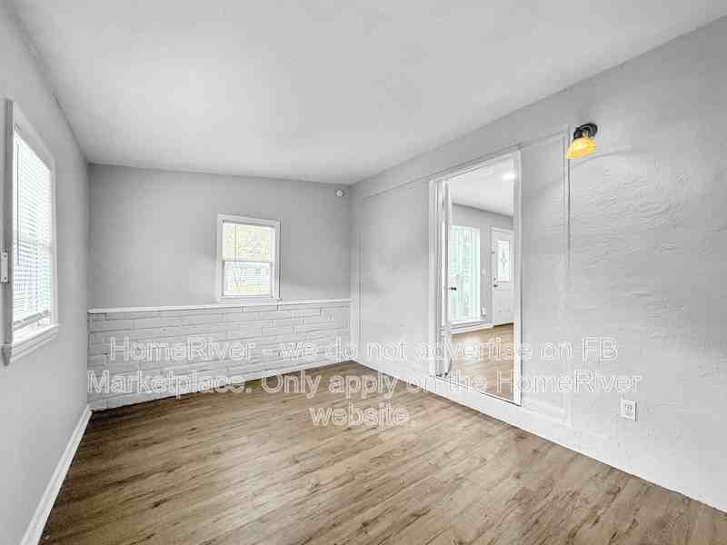 2035 Monteau Dr - Photo 6 of 22