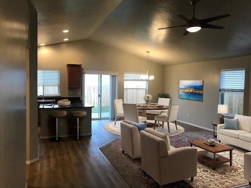 2694 W Snyder St - Photo 2 of 19