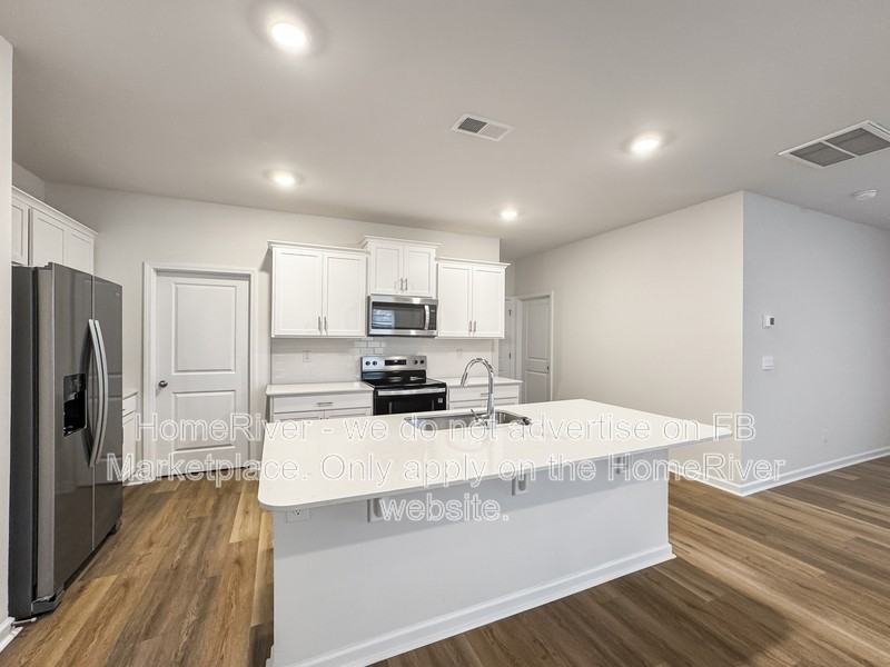 1333 37th Avenue Ln Ne - Photo 4 of 25