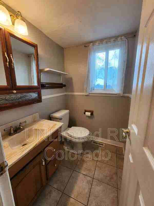 986 Croke Dr - Photo 6 of 23