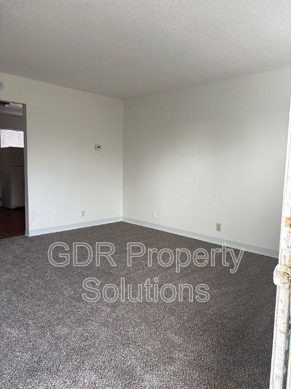 1201 Iron Ave Sw #23 - Photo 7 of 10