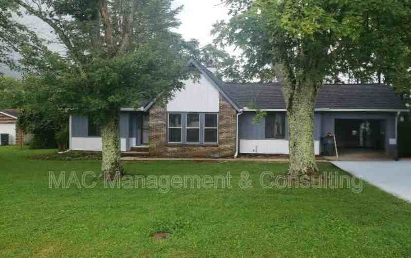 1550 Lake Villa Circle