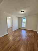 featured image of 40 N Conococheague St #4