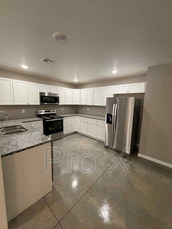 309 South 4th Street #309S4th - Photo 4 of 17