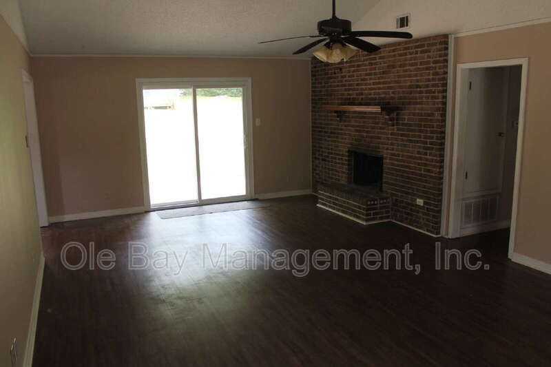 2010 Sky Vista Dr W - Photo 2 of 9