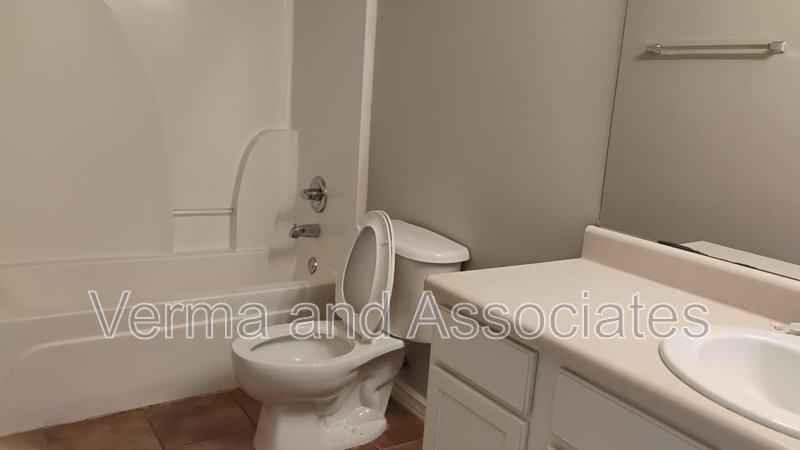 281 Graystone Cir #281 - Photo 3 of 15