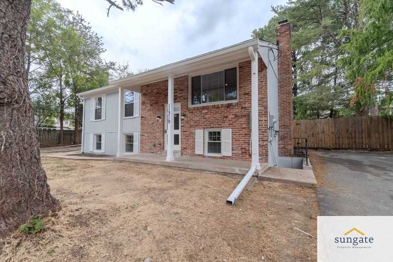 11319 Harding Rd - Photo 2 of 50