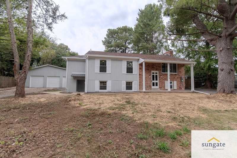 11319 Harding Rd - Photo 3 of 50