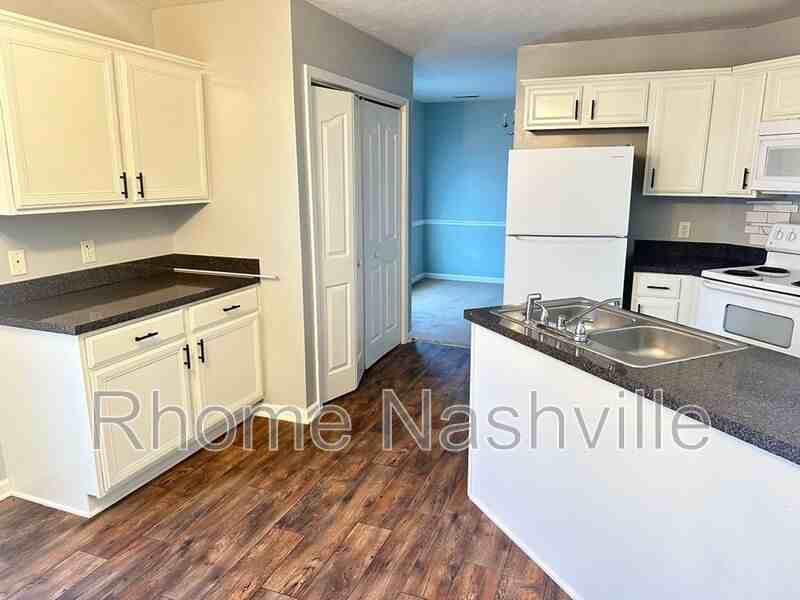 990 Tom Hailey Blvd - Photo 2 of 16