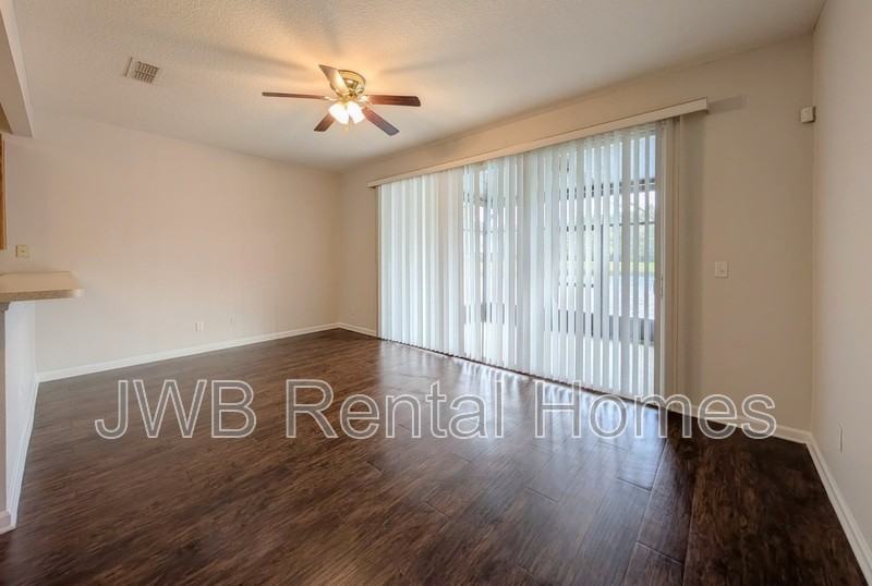 5792 Sandstone Way - Photo 6 of 23