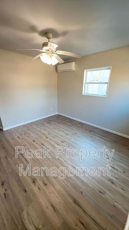 925 North 20th Street #B - Photo 2 of 15