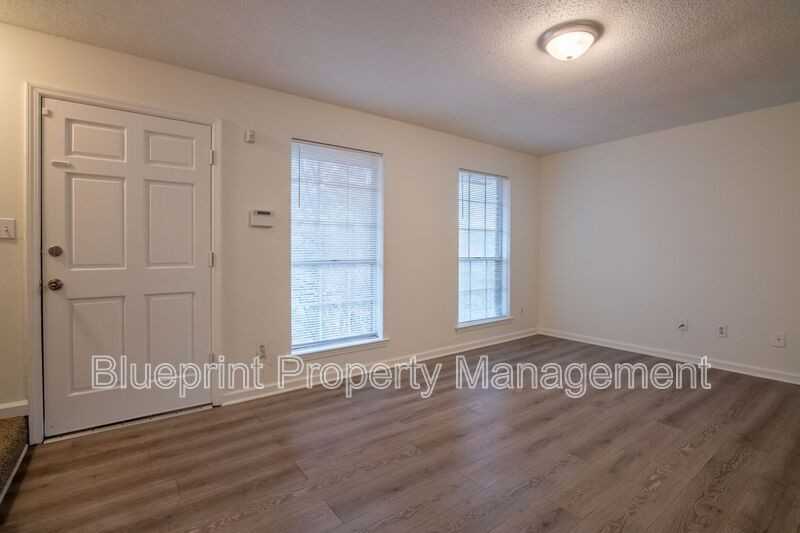 1722 6th Place Cir Nw - Photo 3 of 18