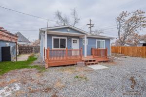 featured image of 1524 Orchard Avenue