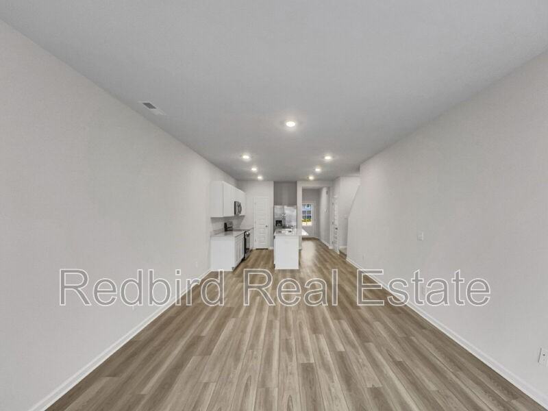 1651 Manuka Ln - Photo 2 of 21