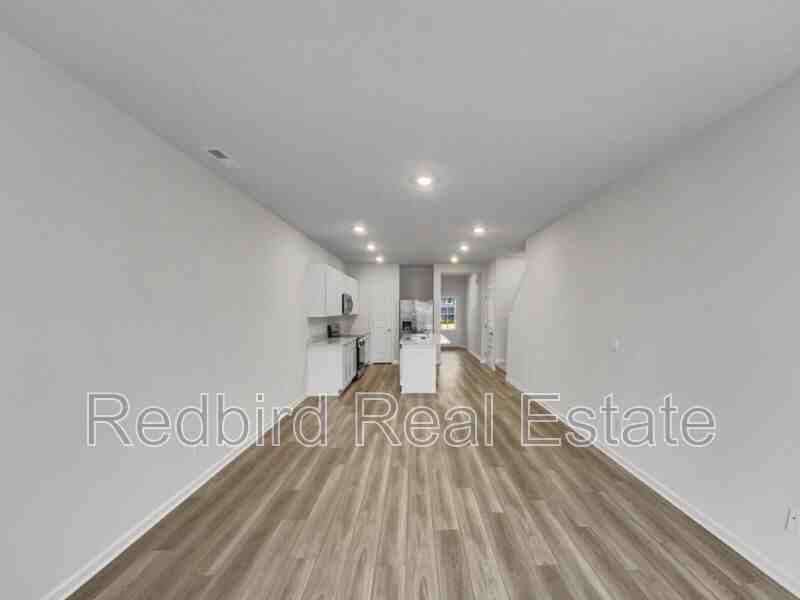 1651 Manuka Ln - Photo 4 of 21