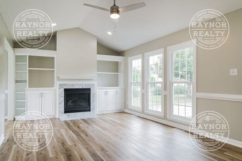 118 Murphy Dr - Photo 2 of 16