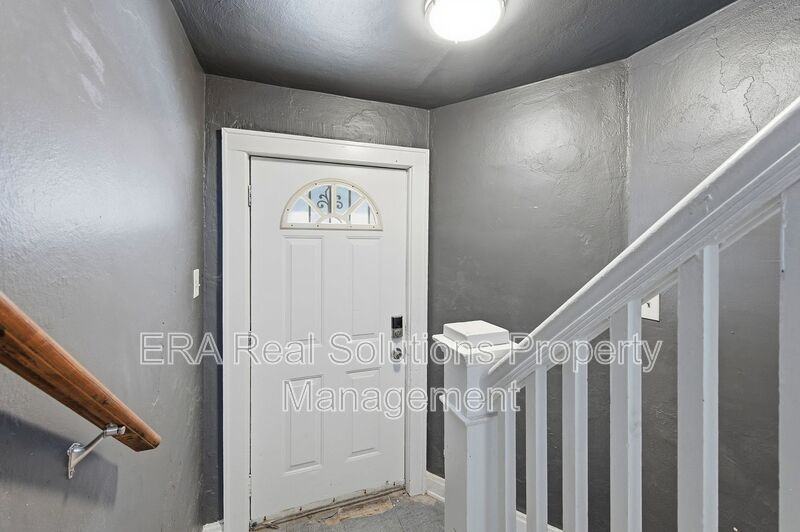 5724 Luhn Ave #2 - Photo 6 of 13