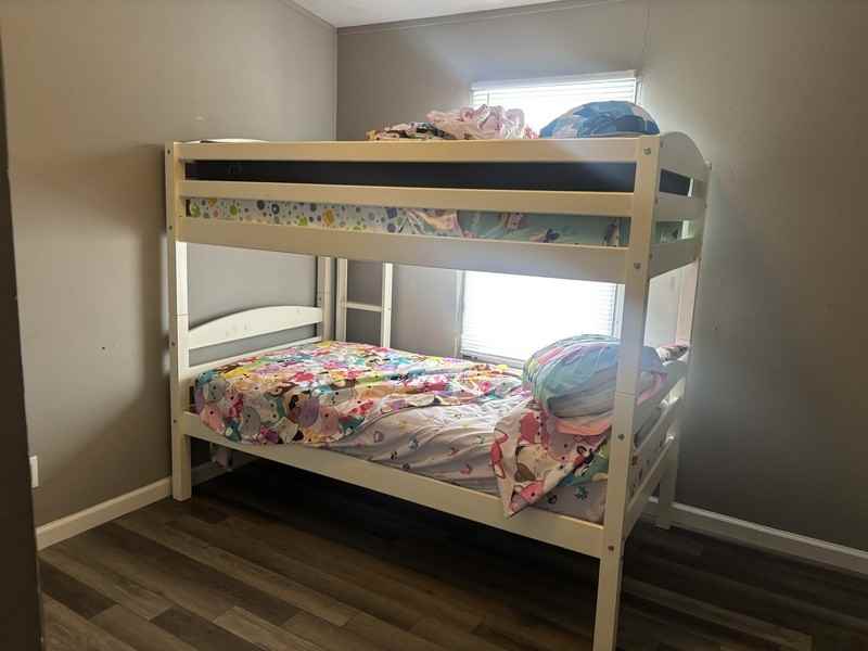 1735 Blackhawk Dr - Photo 3 of 7