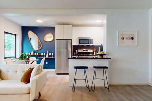 Six40 - Photo 1 of 1