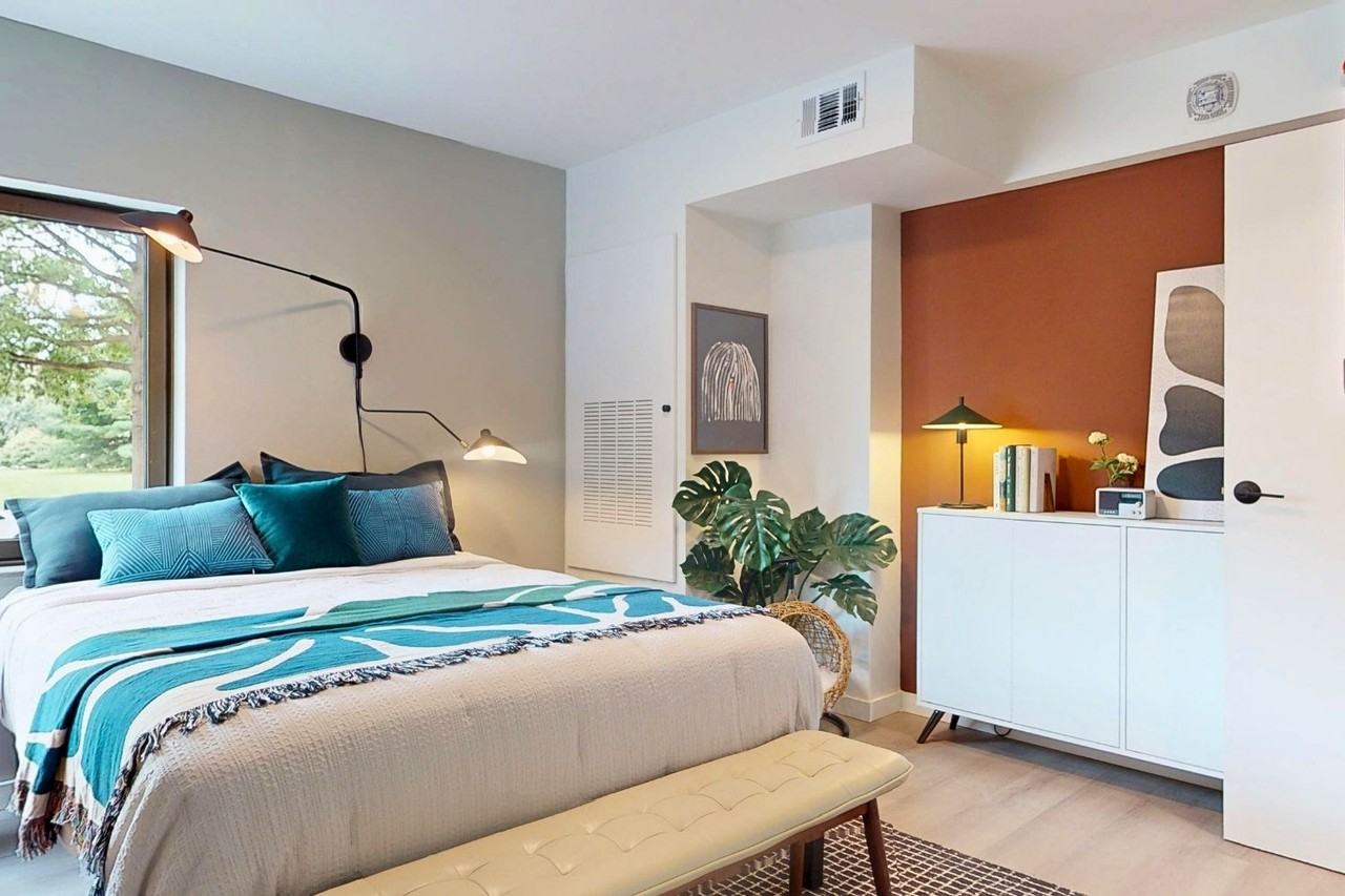 Six40 - Photo 4 of 48