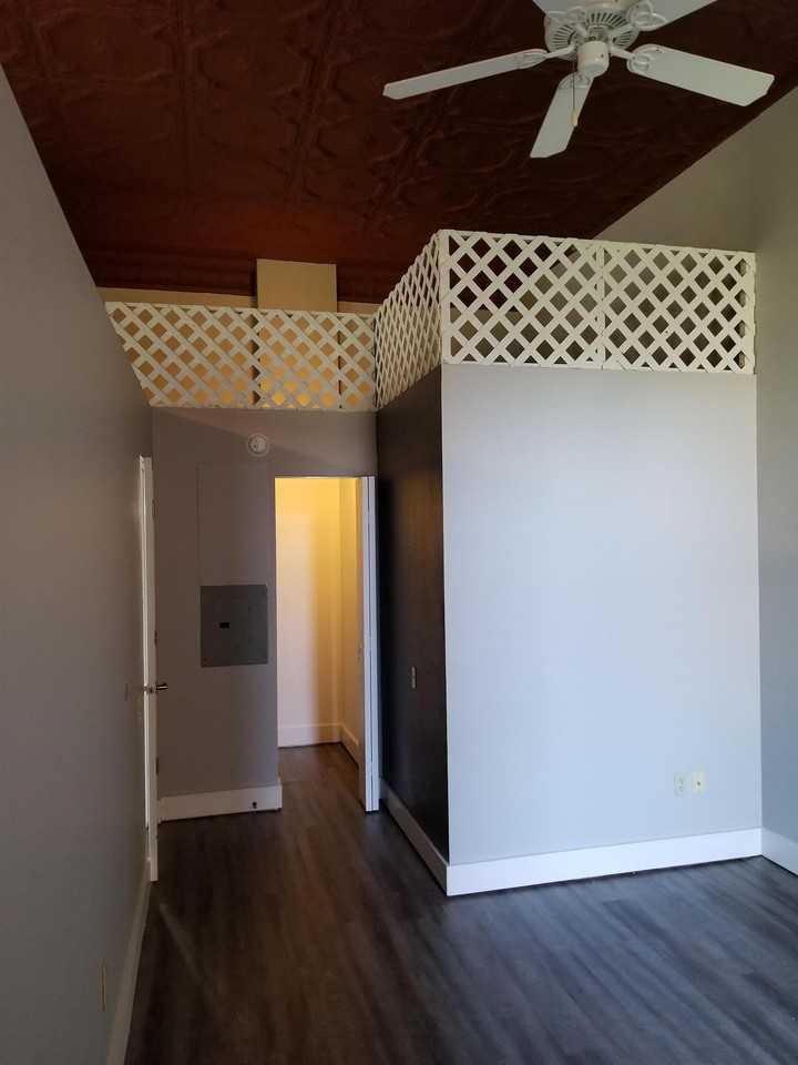 161 - 169 West Huron Street - Photo 4 of 10