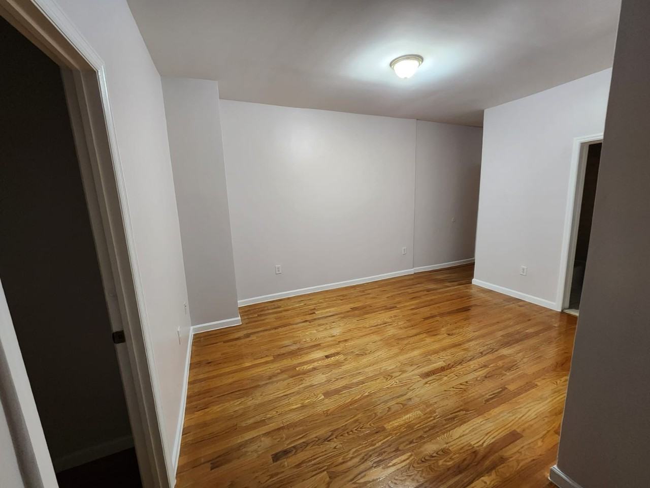 152 New York Ave - Photo 3 of 8