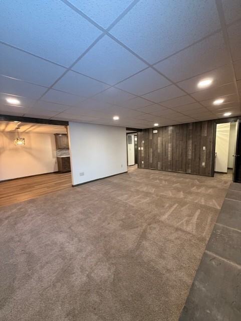 300 Vine Street - Photo 4 of 12