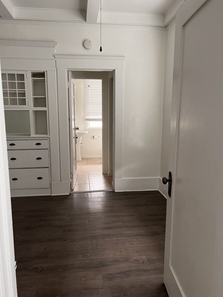 2045 K Street - Photo 7 of 12