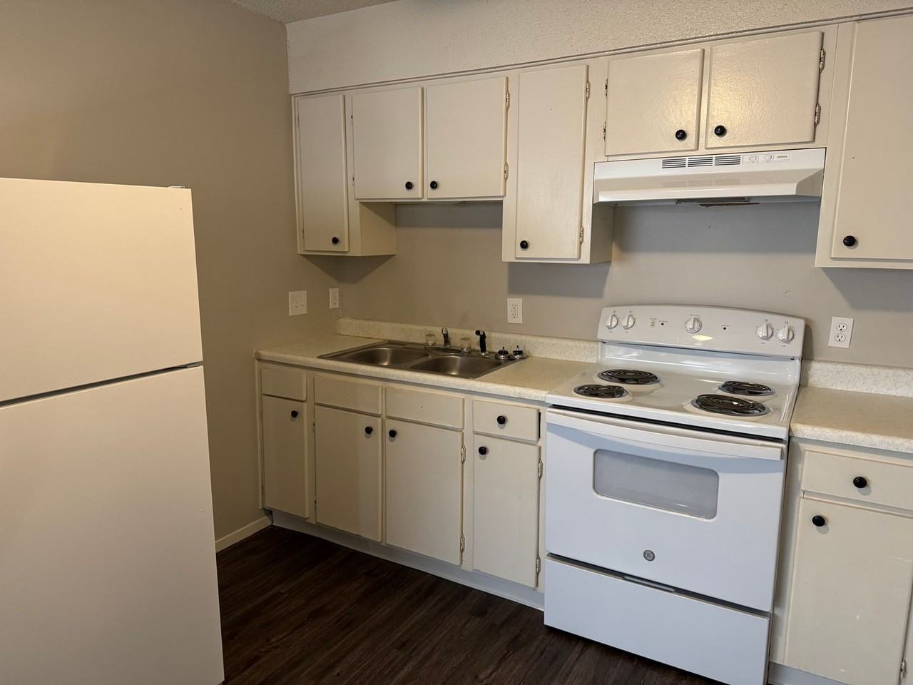 Valley View Apartments - Photo 2 of 50