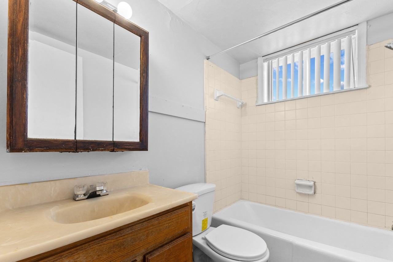 1017 Legrand Drive - Photo 7 of 24