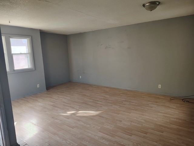 434 South Gosse Boulevard - Photo 4 of 4