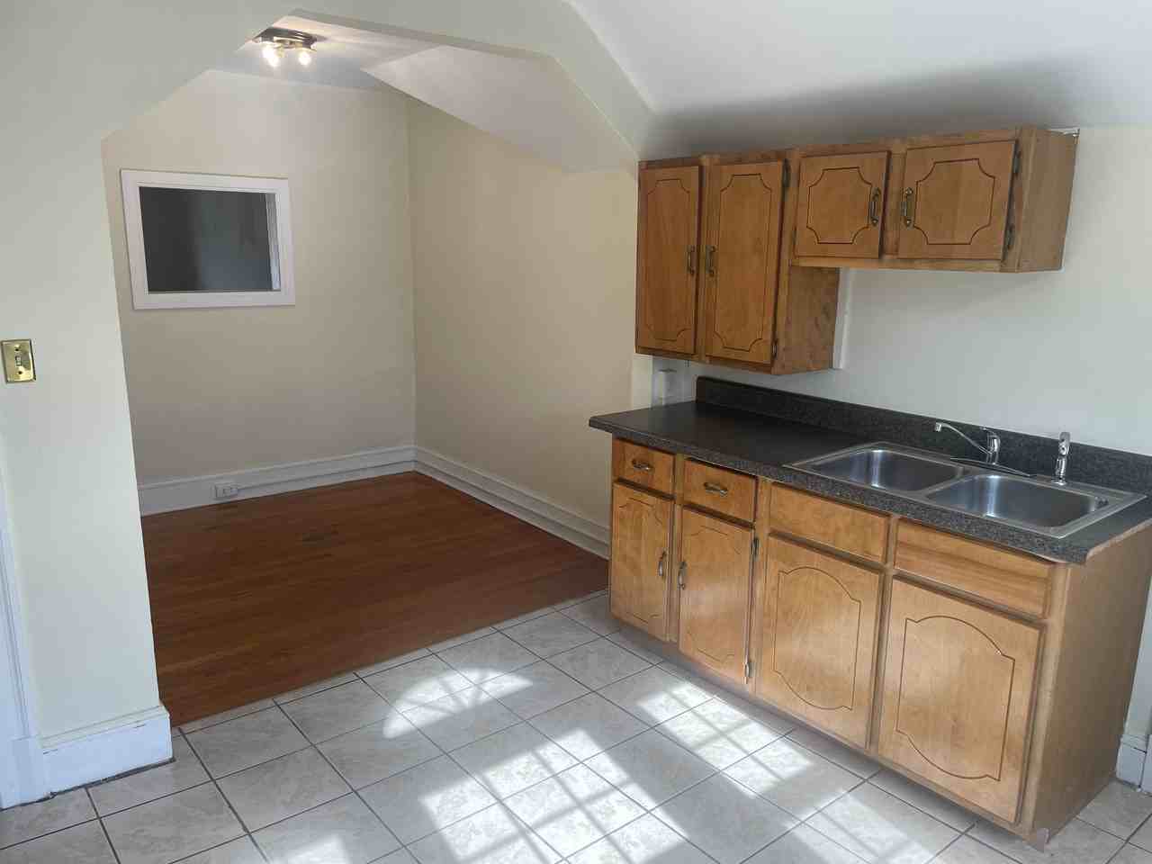 219 Montague Street - Photo 2 of 10