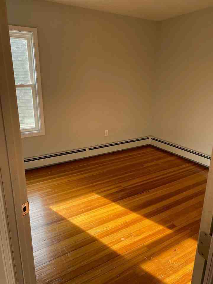 33 Maude Street - Photo 2 of 6