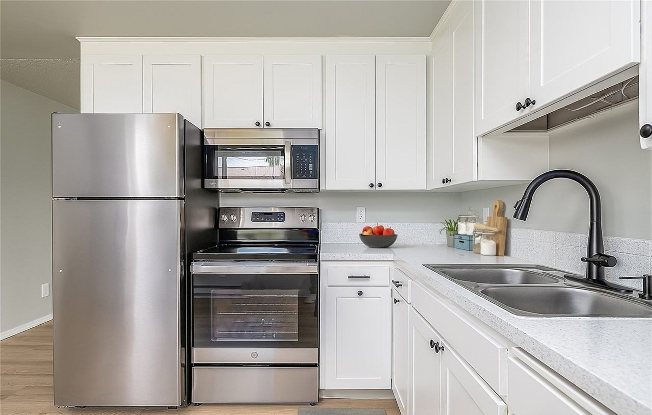 15027 179th Avenue Southeast - Photo 4 of 16