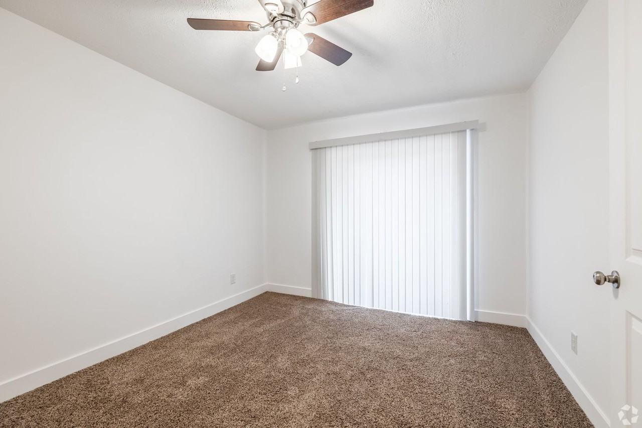 Landing at Malabu - Photo 5 of 26