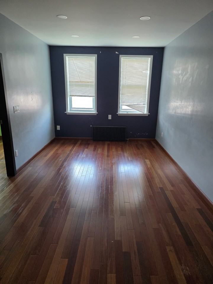 1948 West 13th Street #2 - Photo 4 of 13