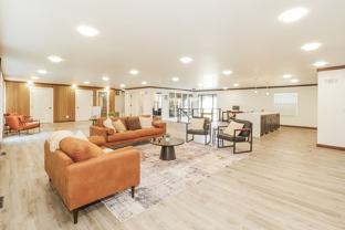 Hunter's Glen Apartments - Photo 1 of 1