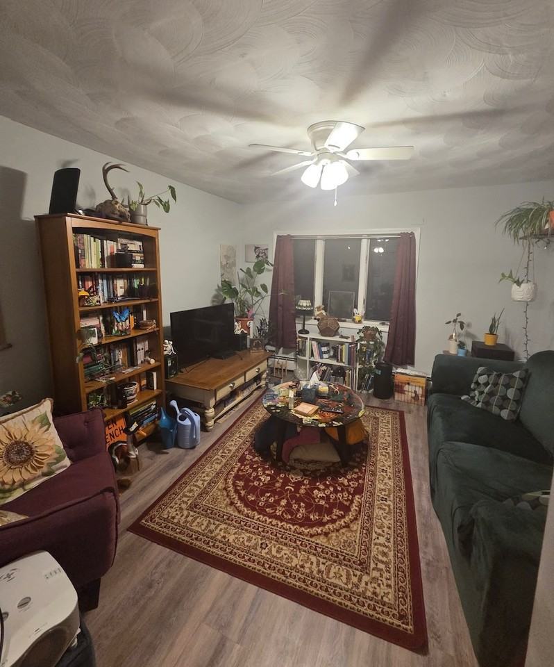 22 Victoria Street #2 - Photo 5 of 12