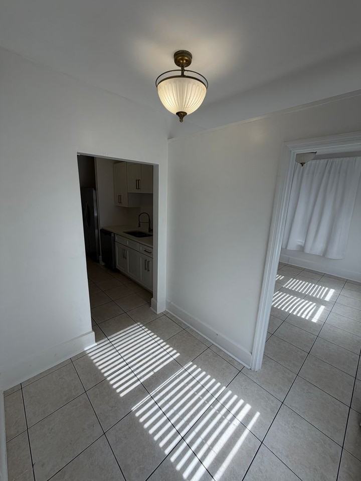 324 7th Street South #1 - Photo 6 of 9