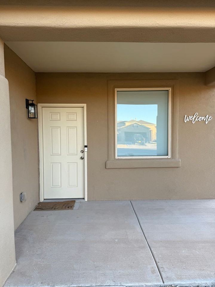 3031 San Lorenzo Avenue - Photo 3 of 35