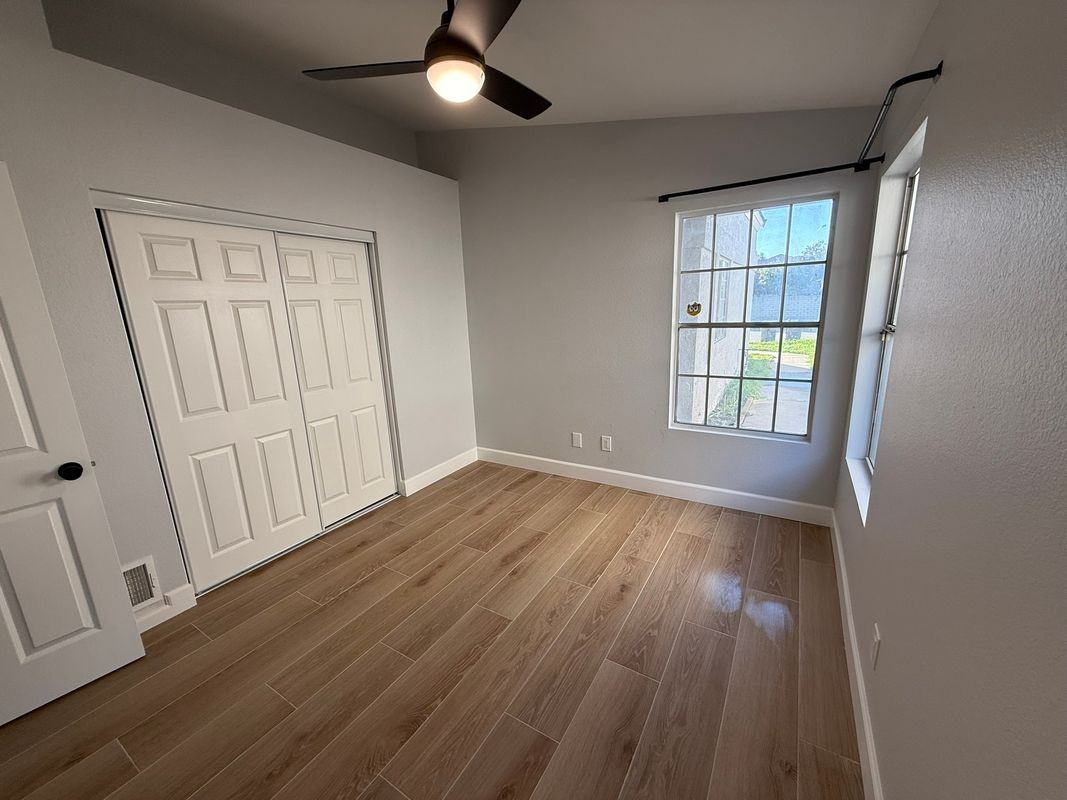 15387 Murray Avenue - Photo 6 of 8