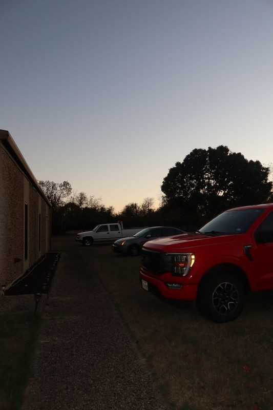 160 Desiree Lane - Photo 7 of 34