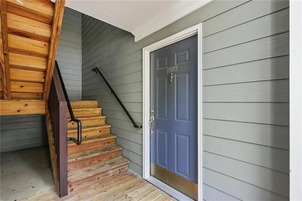 Madison Lane - Photo 3 of 28