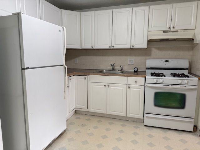 2 Lancelot Ct ##18 - Photo 5 of 9