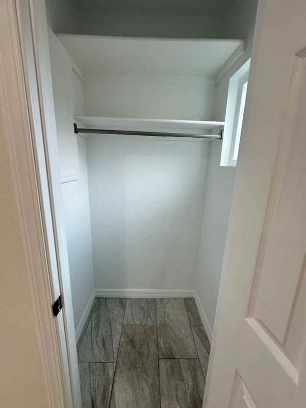 731 West 99th Street - Photo 7 of 12