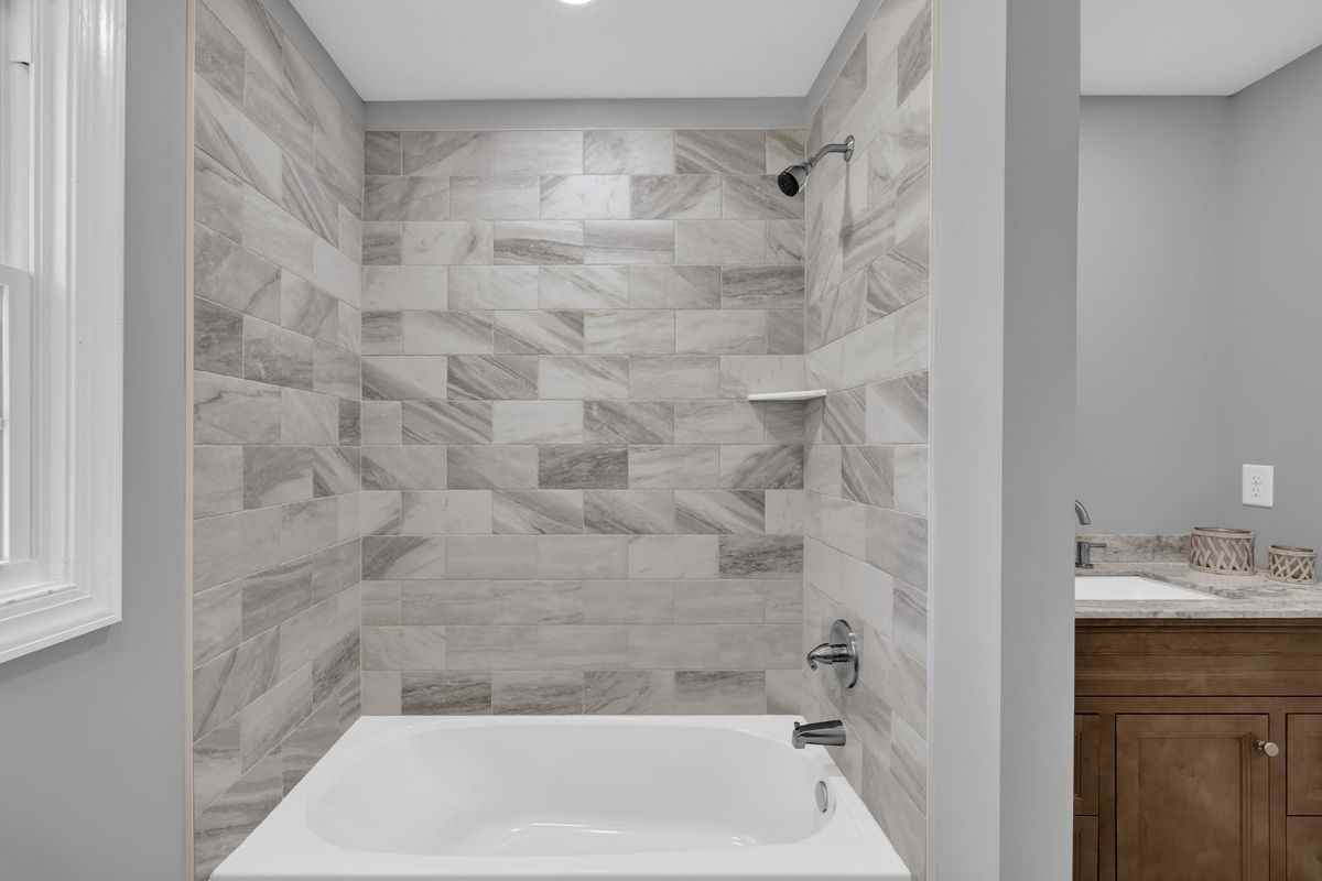 129 Redwood Road - Photo 6 of 44