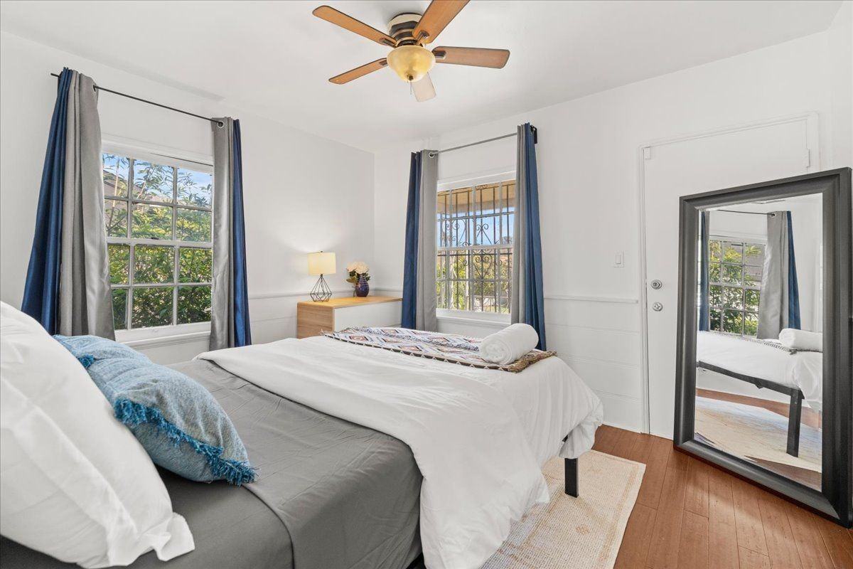 4281 Mcclung Dr - Photo 2 of 19