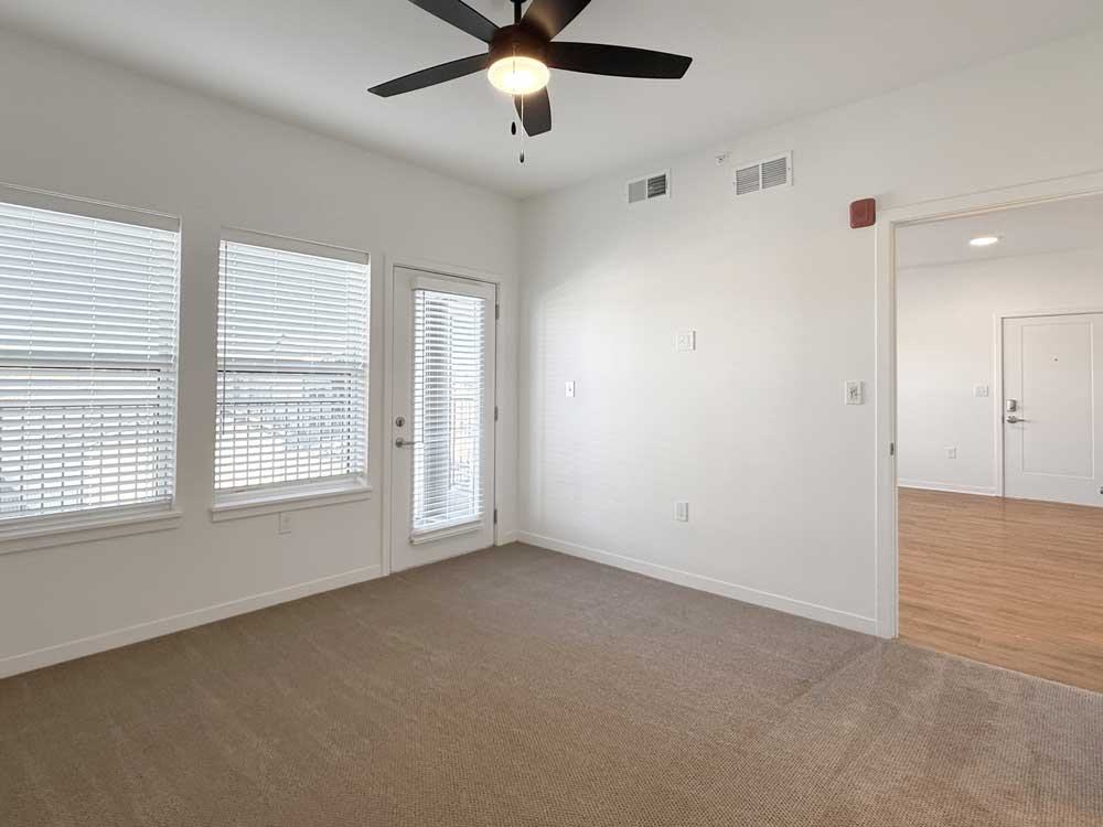 Residences at Lexington - Photo 7 of 34